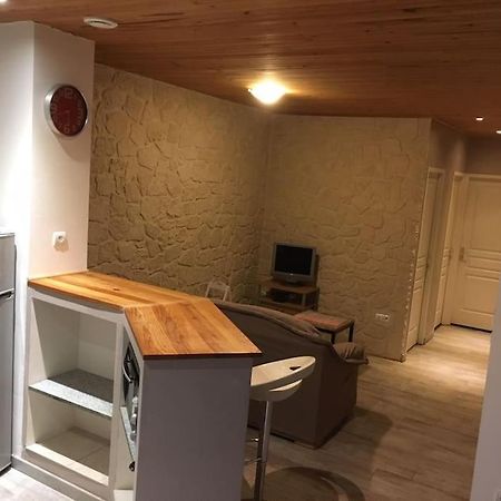 Gite Aux Aspres Logement De 65M² Fontcouverte  Luaran gambar