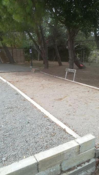 Gite Aux Aspres Logement De 65M² Fontcouverte  Luaran gambar