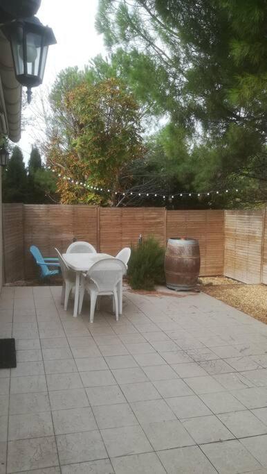 Gite Aux Aspres Logement De 65M² Fontcouverte  Luaran gambar
